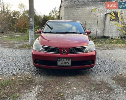 Червоний Ніссан Тііда, об'ємом двигуна 1.6 л та пробігом 147 тис. км за 5000 $, фото 1 на Automoto.ua