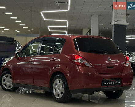 Красный Ниссан Тиида, объемом двигателя 1.5 л и пробегом 68 тыс. км за 7599 $, фото 11 на Automoto.ua