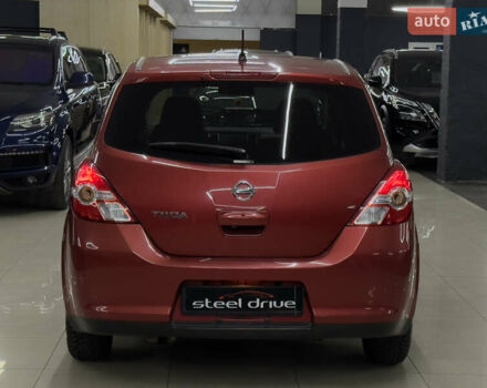 Красный Ниссан Тиида, объемом двигателя 1.5 л и пробегом 68 тыс. км за 7599 $, фото 10 на Automoto.ua