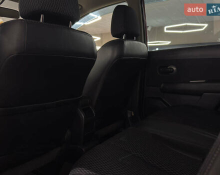 Красный Ниссан Тиида, объемом двигателя 1.5 л и пробегом 68 тыс. км за 7599 $, фото 19 на Automoto.ua