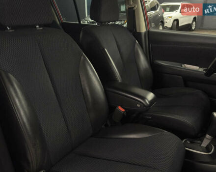 Красный Ниссан Тиида, объемом двигателя 1.5 л и пробегом 68 тыс. км за 7599 $, фото 17 на Automoto.ua