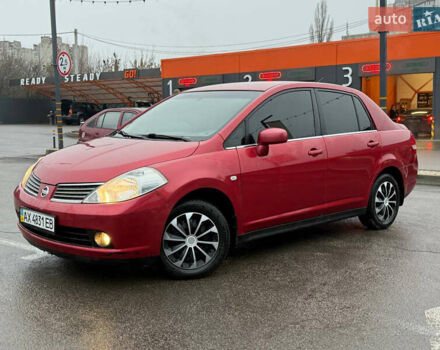 Красный Ниссан Тиида, объемом двигателя 1.6 л и пробегом 118 тыс. км за 5850 $, фото 5 на Automoto.ua