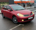 Красный Ниссан Тиида, объемом двигателя 1.6 л и пробегом 118 тыс. км за 5850 $, фото 4 на Automoto.ua
