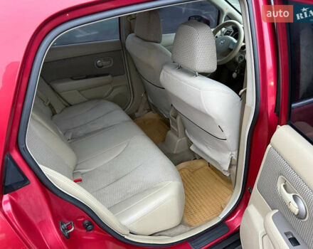 Красный Ниссан Тиида, объемом двигателя 1.6 л и пробегом 118 тыс. км за 5850 $, фото 21 на Automoto.ua