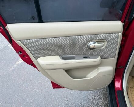 Красный Ниссан Тиида, объемом двигателя 1.6 л и пробегом 118 тыс. км за 5850 $, фото 11 на Automoto.ua