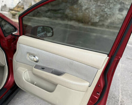 Красный Ниссан Тиида, объемом двигателя 1.6 л и пробегом 227 тыс. км за 5900 $, фото 12 на Automoto.ua