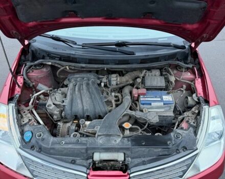 Красный Ниссан Тиида, объемом двигателя 1.6 л и пробегом 118 тыс. км за 5850 $, фото 20 на Automoto.ua