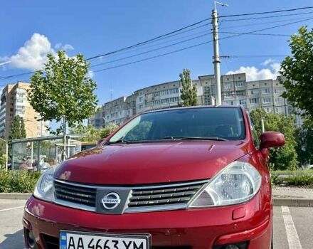 Красный Ниссан Тиида, объемом двигателя 1.6 л и пробегом 193 тыс. км за 7550 $, фото 1 на Automoto.ua