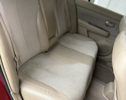 Красный Ниссан Тиида, объемом двигателя 1.6 л и пробегом 227 тыс. км за 5900 $, фото 14 на Automoto.ua