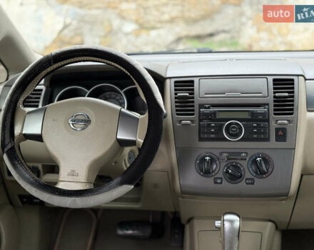 Красный Ниссан Тиида, объемом двигателя 1.6 л и пробегом 227 тыс. км за 5900 $, фото 21 на Automoto.ua