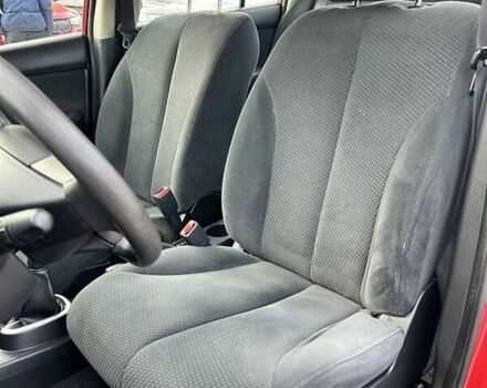 Красный Ниссан Тиида, объемом двигателя 1.6 л и пробегом 155 тыс. км за 6800 $, фото 18 на Automoto.ua