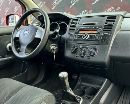 Красный Ниссан Тиида, объемом двигателя 1.6 л и пробегом 155 тыс. км за 6800 $, фото 26 на Automoto.ua