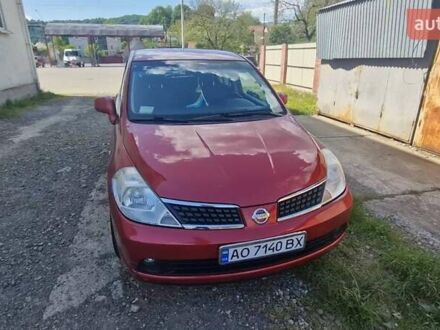 Червоний Ніссан Тііда, об'ємом двигуна 1.6 л та пробігом 90 тис. км за 6000 $, фото 1 на Automoto.ua