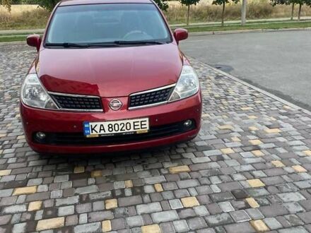 Ниссан Тиида 2008 в Киеве на Automoto.ua Красный Ниссан Тиида, объемом двигателя 1.6 л и пробегом 227 тыс. км за 5200 $, фото 1 на Automoto.ua