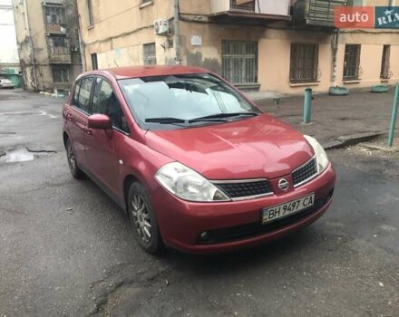 Красный Ниссан Тиида, объемом двигателя 1.6 л и пробегом 121 тыс. км за 7500 $, фото 1 на Automoto.ua