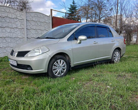 Ніссан Тііда, об'ємом двигуна 1.6 л та пробігом 200 тис. км за 4700 $, фото 1 на Automoto.ua