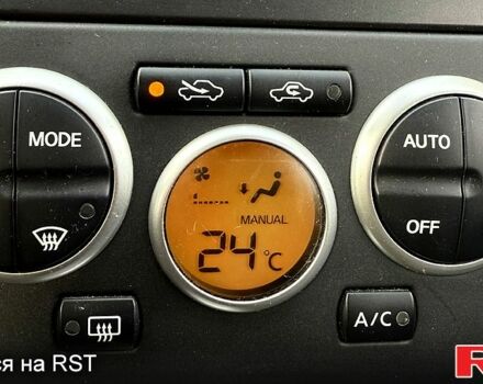 Ниссан Тиида, объемом двигателя 1.6 л и пробегом 167 тыс. км за 7450 $, фото 8 на Automoto.ua