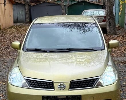 Ниссан Тиида, объемом двигателя 1.6 л и пробегом 174 тыс. км за 7450 $, фото 3 на Automoto.ua