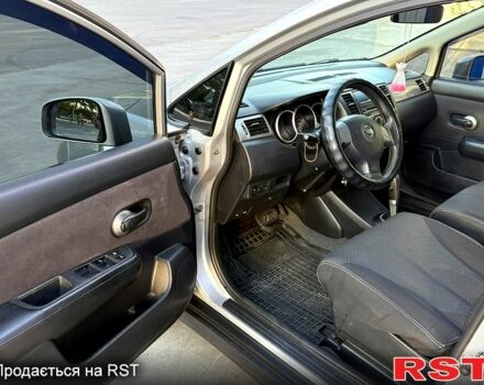 Ниссан Тиида, объемом двигателя 1.6 л и пробегом 157 тыс. км за 5600 $, фото 5 на Automoto.ua