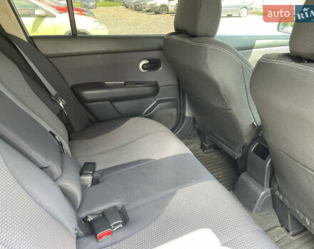 Ниссан Тиида, объемом двигателя 1.8 л и пробегом 216 тыс. км за 4800 $, фото 3 на Automoto.ua