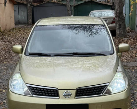 Ниссан Тиида, объемом двигателя 1.6 л и пробегом 174 тыс. км за 6999 $, фото 4 на Automoto.ua