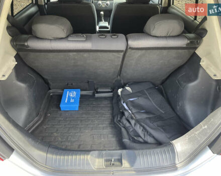 Ниссан Тиида, объемом двигателя 1.8 л и пробегом 216 тыс. км за 4800 $, фото 5 на Automoto.ua