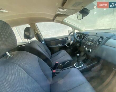 Ниссан Тиида, объемом двигателя 1.6 л и пробегом 195 тыс. км за 5850 $, фото 7 на Automoto.ua