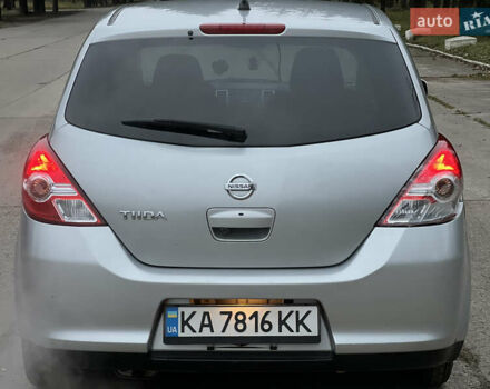 Ниссан Тиида, объемом двигателя 1.5 л и пробегом 51 тыс. км за 5500 $, фото 3 на Automoto.ua