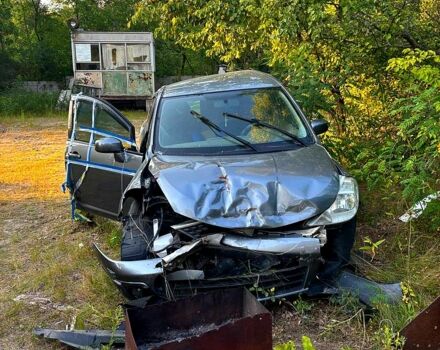 Ніссан Тііда, об'ємом двигуна 1.6 л та пробігом 260 тис. км за 2500 $, фото 1 на Automoto.ua