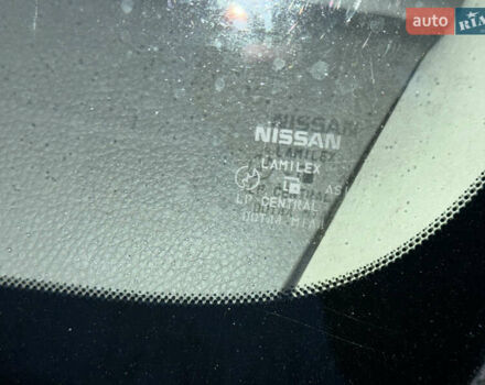 Желтый Ниссан Тиида, объемом двигателя 1.6 л и пробегом 171 тыс. км за 5799 $, фото 20 на Automoto.ua