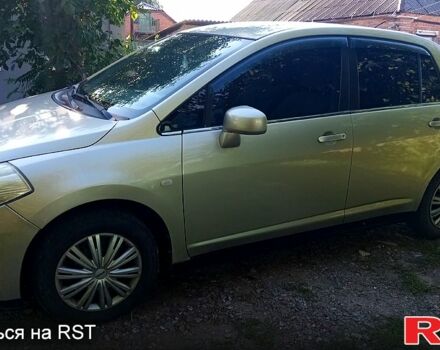 Жовтий Ніссан Тііда, об'ємом двигуна 1.6 л та пробігом 202 тис. км за 4750 $, фото 2 на Automoto.ua