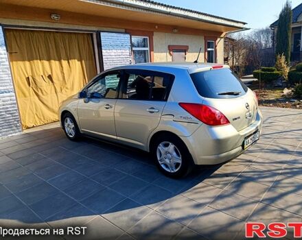 Желтый Ниссан Тиида, объемом двигателя 1.6 л и пробегом 192 тыс. км за 6100 $, фото 10 на Automoto.ua