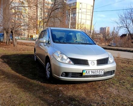 Жовтий Ніссан Тііда, об'ємом двигуна 1.6 л та пробігом 200 тис. км за 5000 $, фото 1 на Automoto.ua