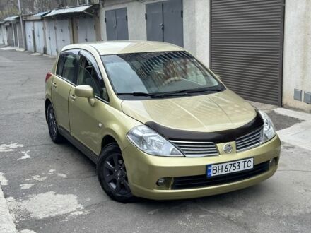Ніссан Тііда 2007 у Одесі на Automoto.ua Жовтий Ніссан Тііда, об'ємом двигуна 1.6 л та пробігом 168 тис. км за 5200 $, фото 1 на Automoto.ua