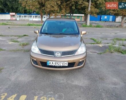 Желтый Ниссан Тиида, объемом двигателя 1.6 л и пробегом 325 тыс. км за 5350 $, фото 1 на Automoto.ua