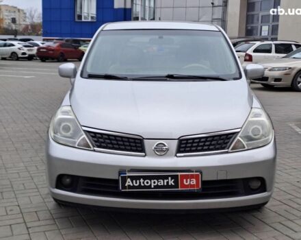 Серый Ниссан Тиида, объемом двигателя 1.6 л и пробегом 182 тыс. км за 6140 $, фото 1 на Automoto.ua