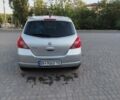 Серый Ниссан Тиида, объемом двигателя 1.6 л и пробегом 185 тыс. км за 5200 $, фото 2 на Automoto.ua