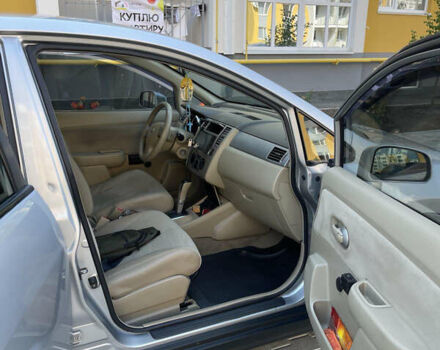 Серый Ниссан Тиида, объемом двигателя 1.6 л и пробегом 249 тыс. км за 5200 $, фото 7 на Automoto.ua