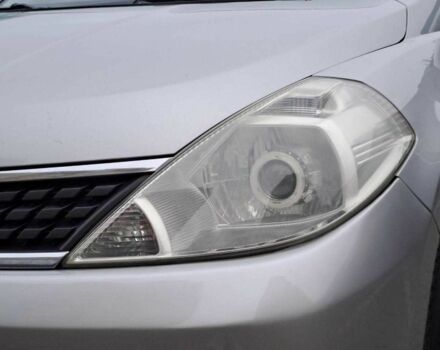 Серый Ниссан Тиида, объемом двигателя 1.6 л и пробегом 182 тыс. км за 6140 $, фото 7 на Automoto.ua