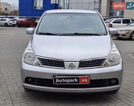 Серый Ниссан Тиида, объемом двигателя 1.6 л и пробегом 182 тыс. км за 6140 $, фото 1 на Automoto.ua