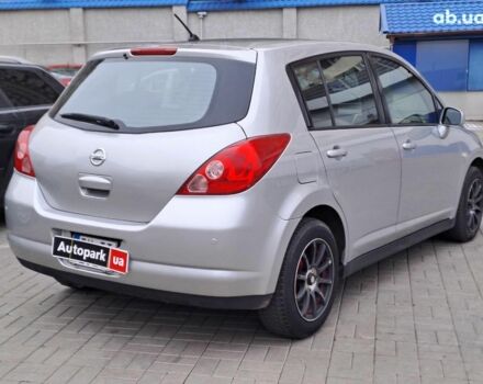 Серый Ниссан Тиида, объемом двигателя 1.6 л и пробегом 182 тыс. км за 6140 $, фото 4 на Automoto.ua