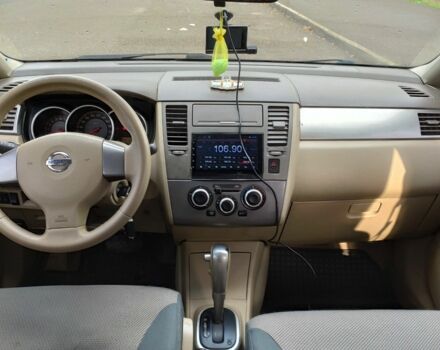 Сірий Ніссан Тііда, об'ємом двигуна 1.6 л та пробігом 271 тис. км за 5000 $, фото 6 на Automoto.ua