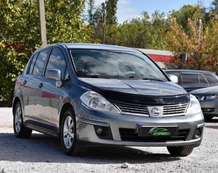Серый Ниссан Тиида, объемом двигателя 1.8 л и пробегом 182 тыс. км за 5650 $, фото 1 на Automoto.ua