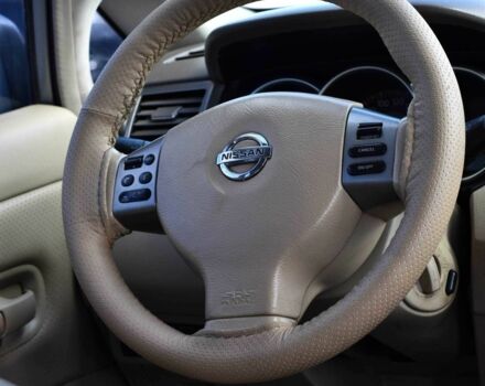 Серый Ниссан Тиида, объемом двигателя 1.8 л и пробегом 182 тыс. км за 5650 $, фото 7 на Automoto.ua