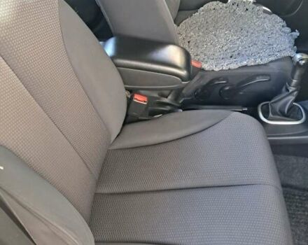 Серый Ниссан Тиида, объемом двигателя 1.6 л и пробегом 200 тыс. км за 5600 $, фото 8 на Automoto.ua