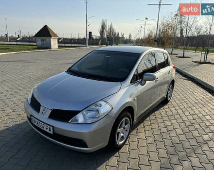 Серый Ниссан Тиида, объемом двигателя 1.6 л и пробегом 161 тыс. км за 5700 $, фото 14 на Automoto.ua