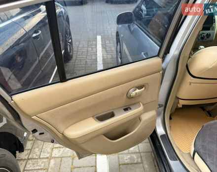 Сірий Ніссан Тііда, об'ємом двигуна 1.6 л та пробігом 251 тис. км за 5100 $, фото 18 на Automoto.ua