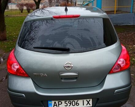 Сірий Ніссан Тііда, об'ємом двигуна 1.6 л та пробігом 213 тис. км за 6250 $, фото 4 на Automoto.ua