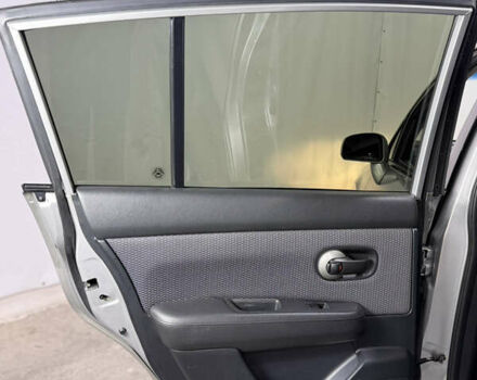 Серый Ниссан Тиида, объемом двигателя 1.6 л и пробегом 120 тыс. км за 6300 $, фото 23 на Automoto.ua