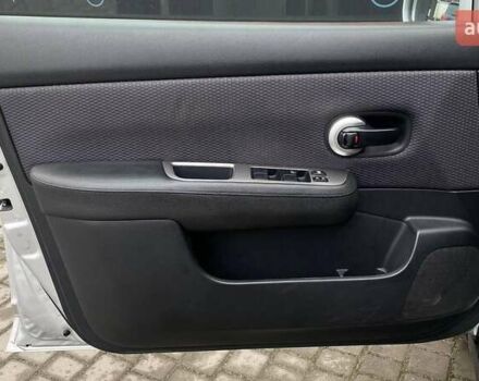 Серый Ниссан Тиида, объемом двигателя 1.8 л и пробегом 216 тыс. км за 4700 $, фото 15 на Automoto.ua